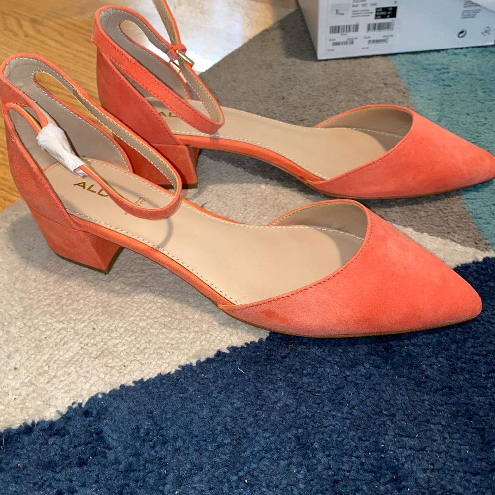 Aldo size 10 shoes.